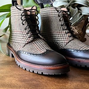 **NEW**Taft Boots. Size 10. New. The Livingston